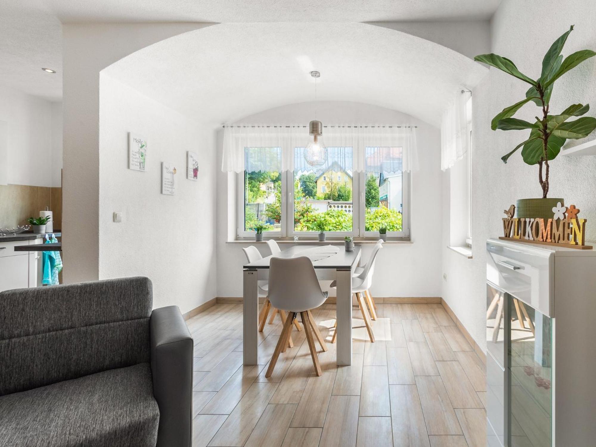 Modern Apartment In Sebnitz With A Terrace In Sebnitz Eksteriør bilde